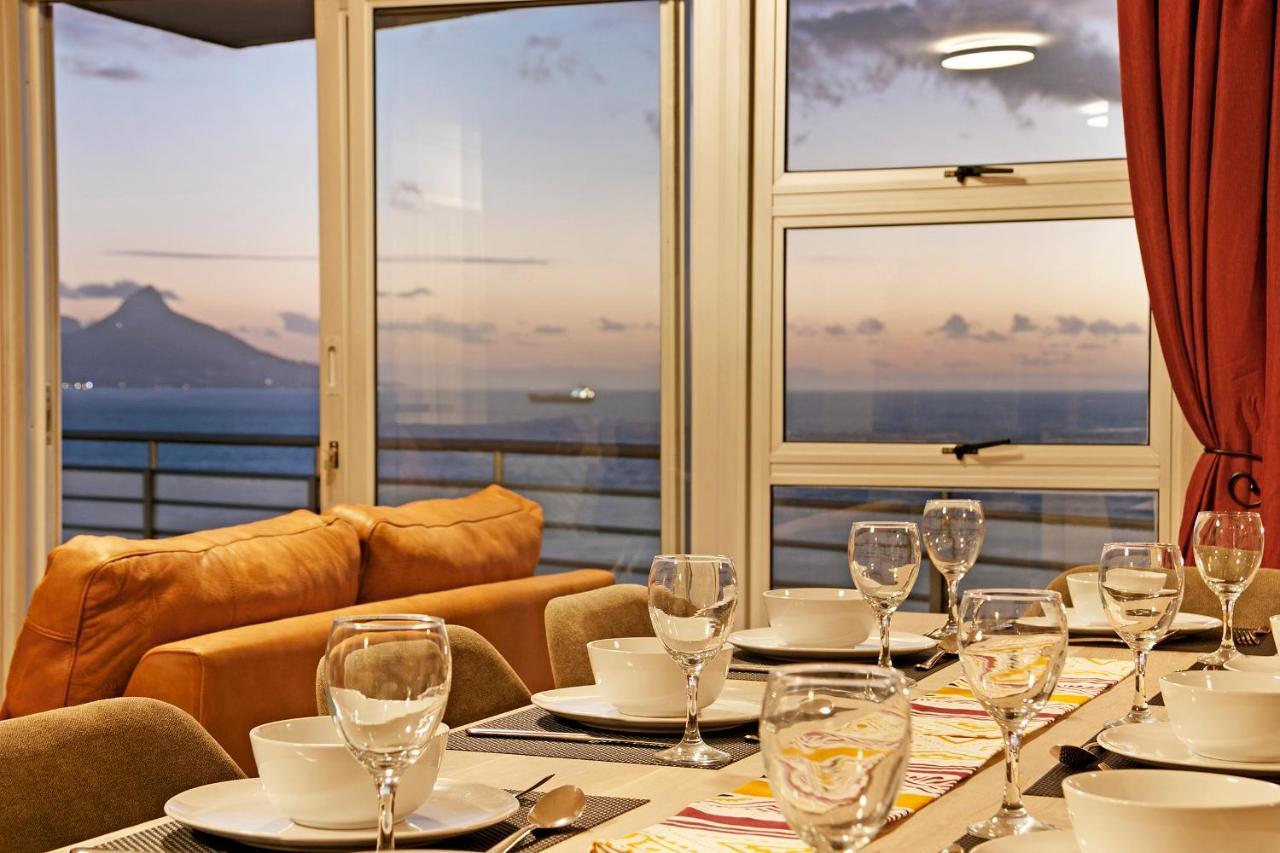 Appartement Penthouse-style Living,self Checkin,king Beds Kaapstad